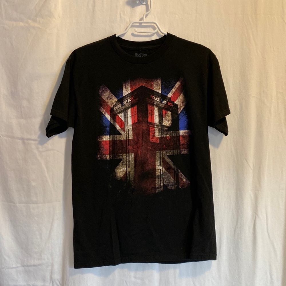 New Dr. Who “Tardis” Tshirt - Men’s S